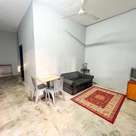 Budget Rest House 巴东勿刹 外观 照片